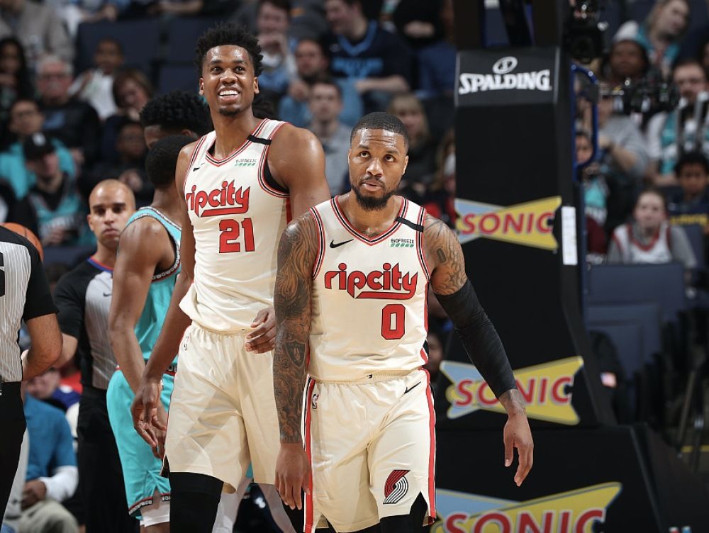 包含新疆广汇训练开放日,赛后官宣签约引欢呼,全明星赛在即,临场指挥获称赞的词条 包含新疆广汇训练开放日,赛后官宣签约引欢呼,全明星赛在即,临场指挥获称赞的词条