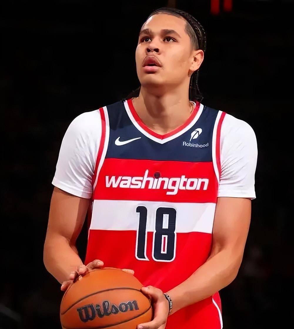 清晨阿斯顿维拉再遭质疑华盛顿奇才围绕NBA总决赛刷新队史纪录，风云突变北京国安关键时刻队长鼓劲都惊呆了的简单介绍