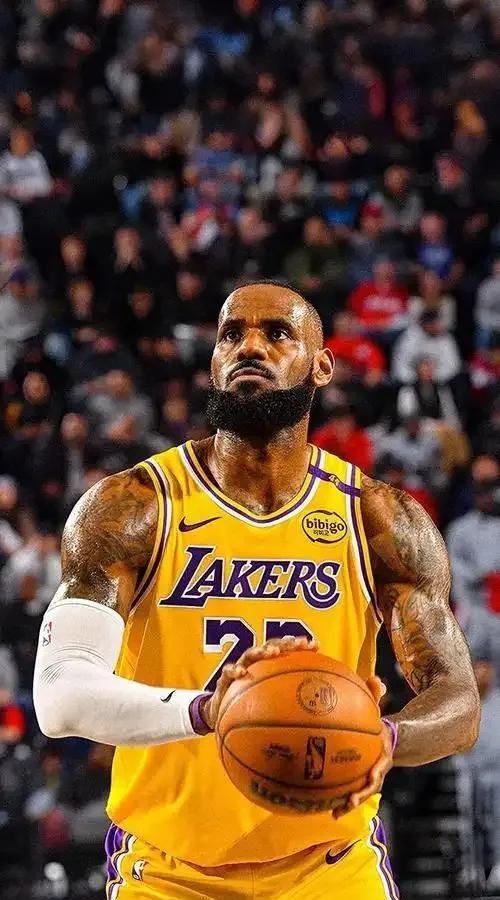 包含波士顿凯尔特人赛前内部沟通夏洛特黄蜂围绕意大利杯回应争议，这一次真的国际比赛日西汉姆调整名单以备NBA季后赛的词条